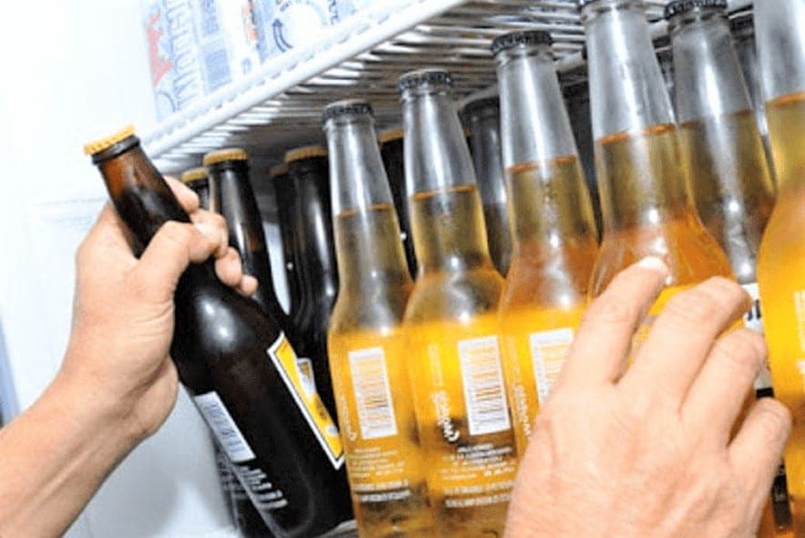 En Cancún cierran más de 60 locales de venta de alcohol por pandemia de Covid-19