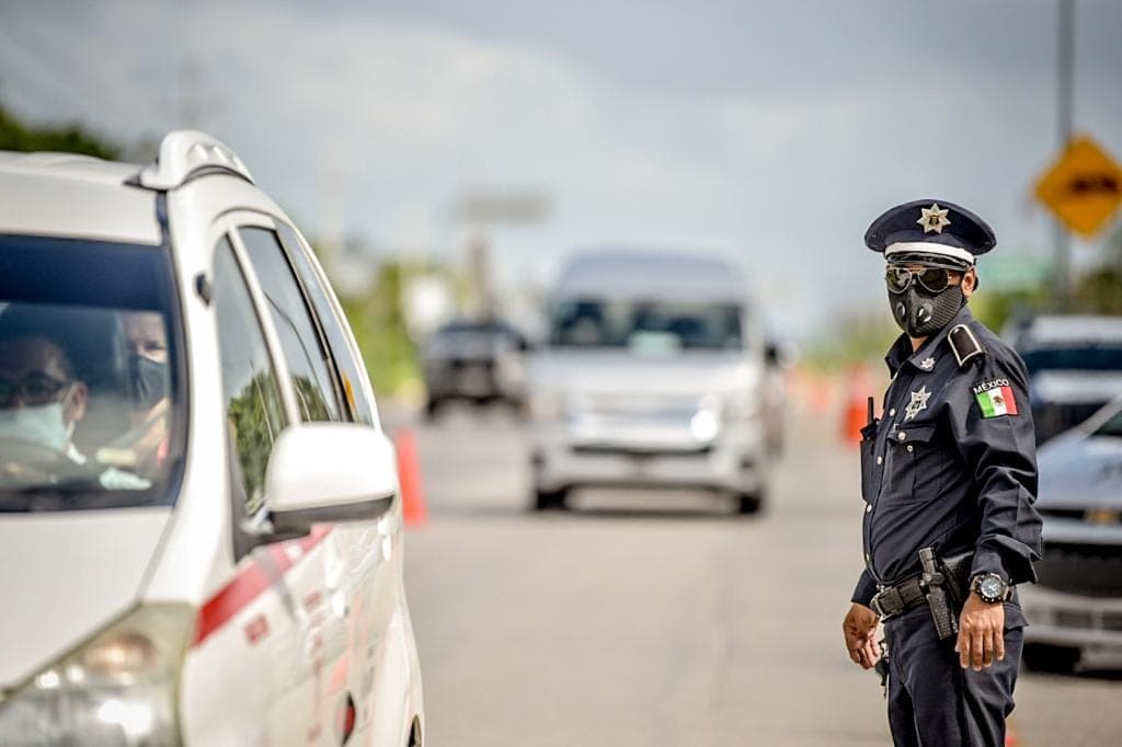 Refuerzan medidas sanitarias en filtros de entrada a Tulum