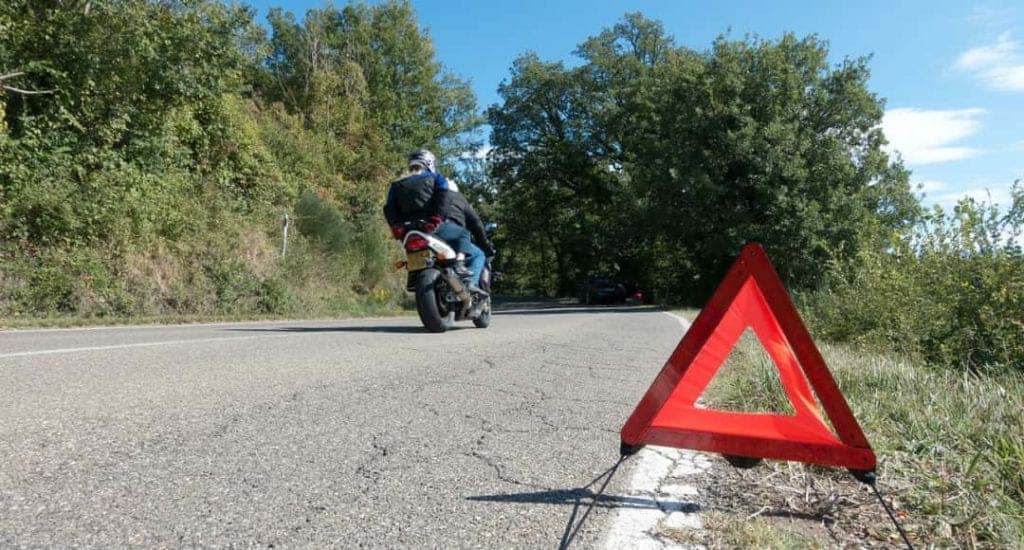 Arrojar aceite en la carretera, nueva modalidad de asalto