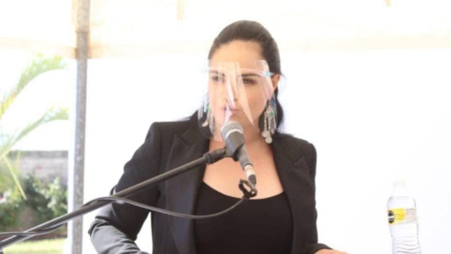 Alcaldesa en Sinaloa causa polémica por pedir a ciudadanos "levantar las nalgas y ponerse a trabajar"