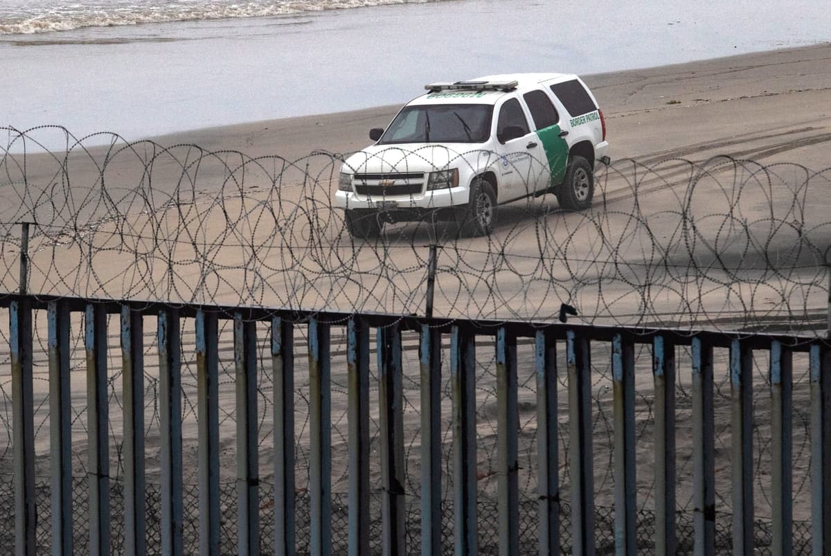Migrante muere a manos de un agente de la Patrulla Fronteriza de Estados Unidos