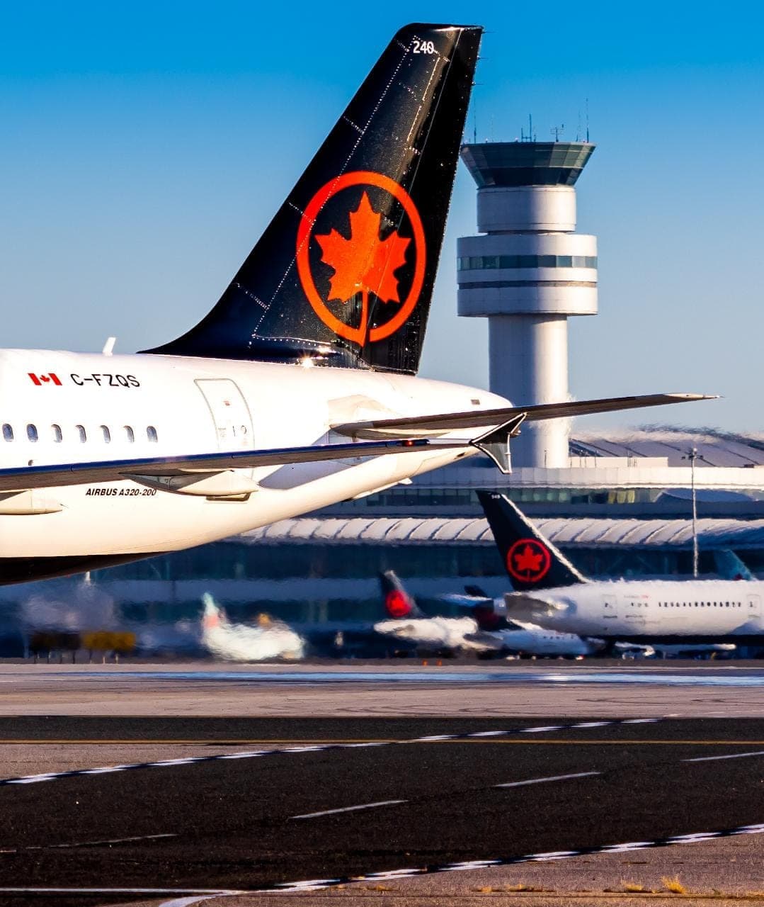 Suspende Canadá vuelos a México