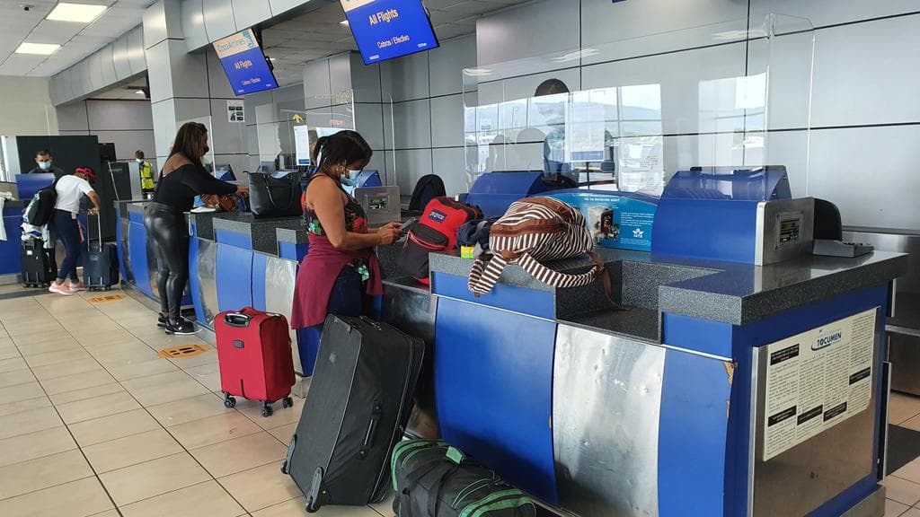 Aeropuerto de Cancún tiene 469 operaciones programadas para este segundo día del año