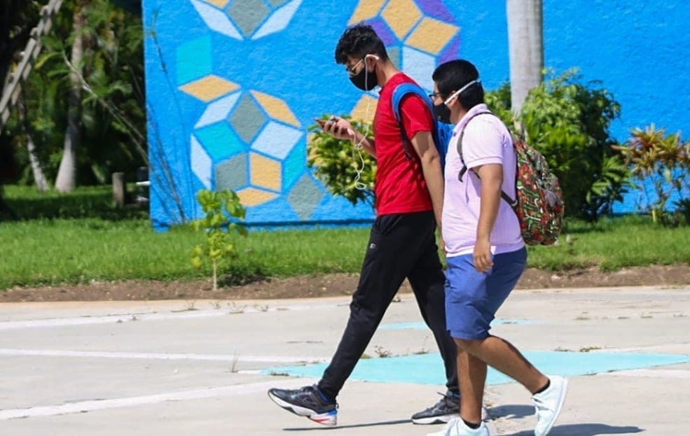 Especulan con regreso a clases  en las escuelas en septiembre