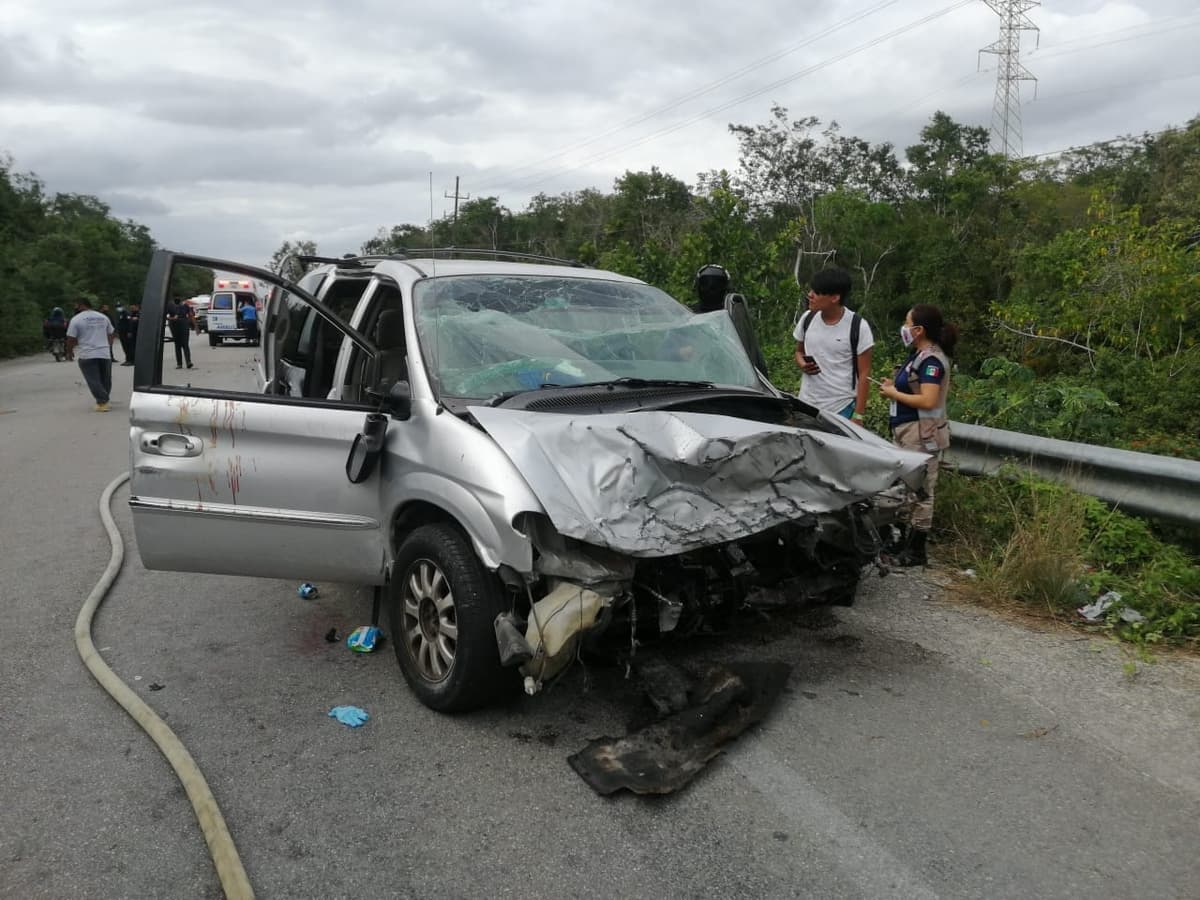 Choque deja cinco heridos en la Tulum-Cobá
