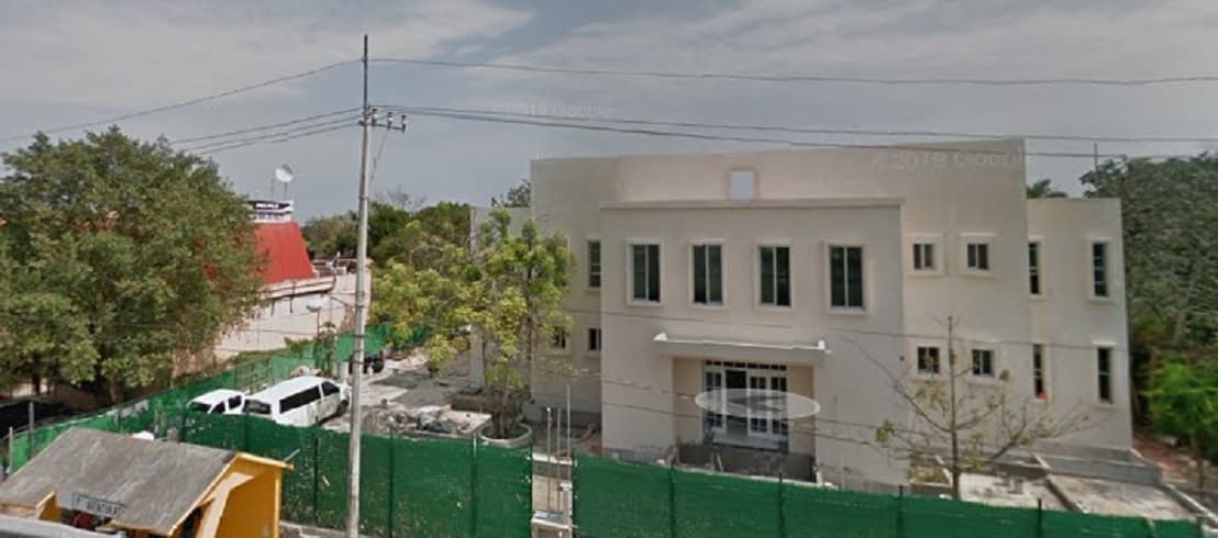 Empresa "golpea" a familia playense: despide a madre en lactancia y cesa al padre tras tener Covid