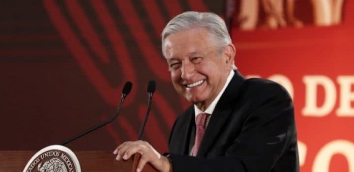 Mayoría de mexicanos cree que AMLO se contagió de COVID por trabajo