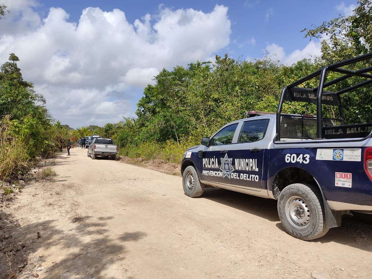 Encuentran dos cadáveres en la zona continental de Isla Mujeres