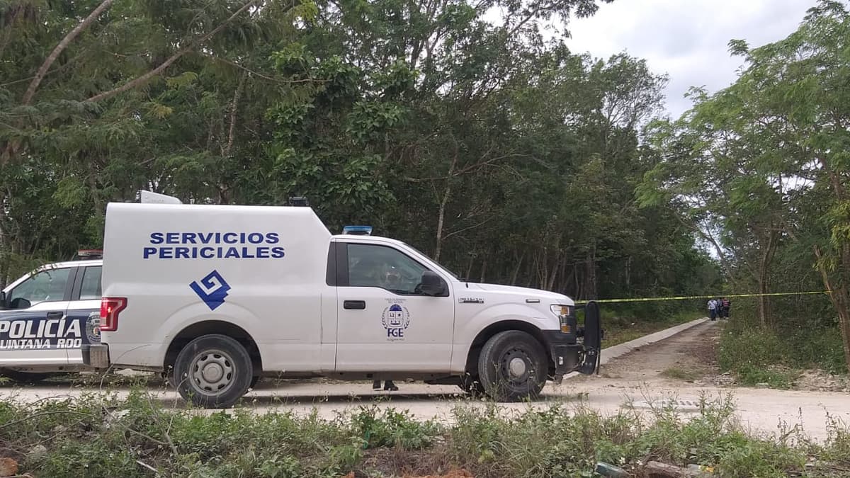 Encuentran dos cuerpos amarrados en Cancún