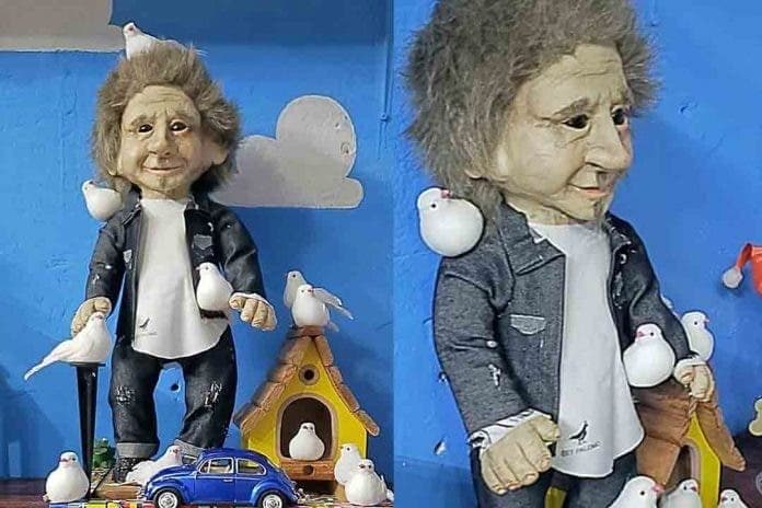 Exhiben en un museo paranormal el 'muñeco embrujado' de Luisito Comunica