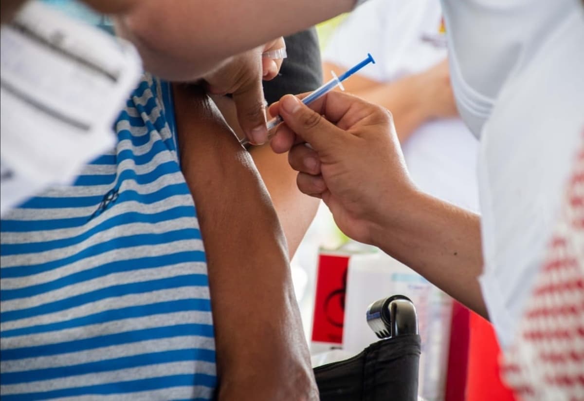 Aplicadas cerca de 55 mil vacunas de COVID-19 en Quintana Roo