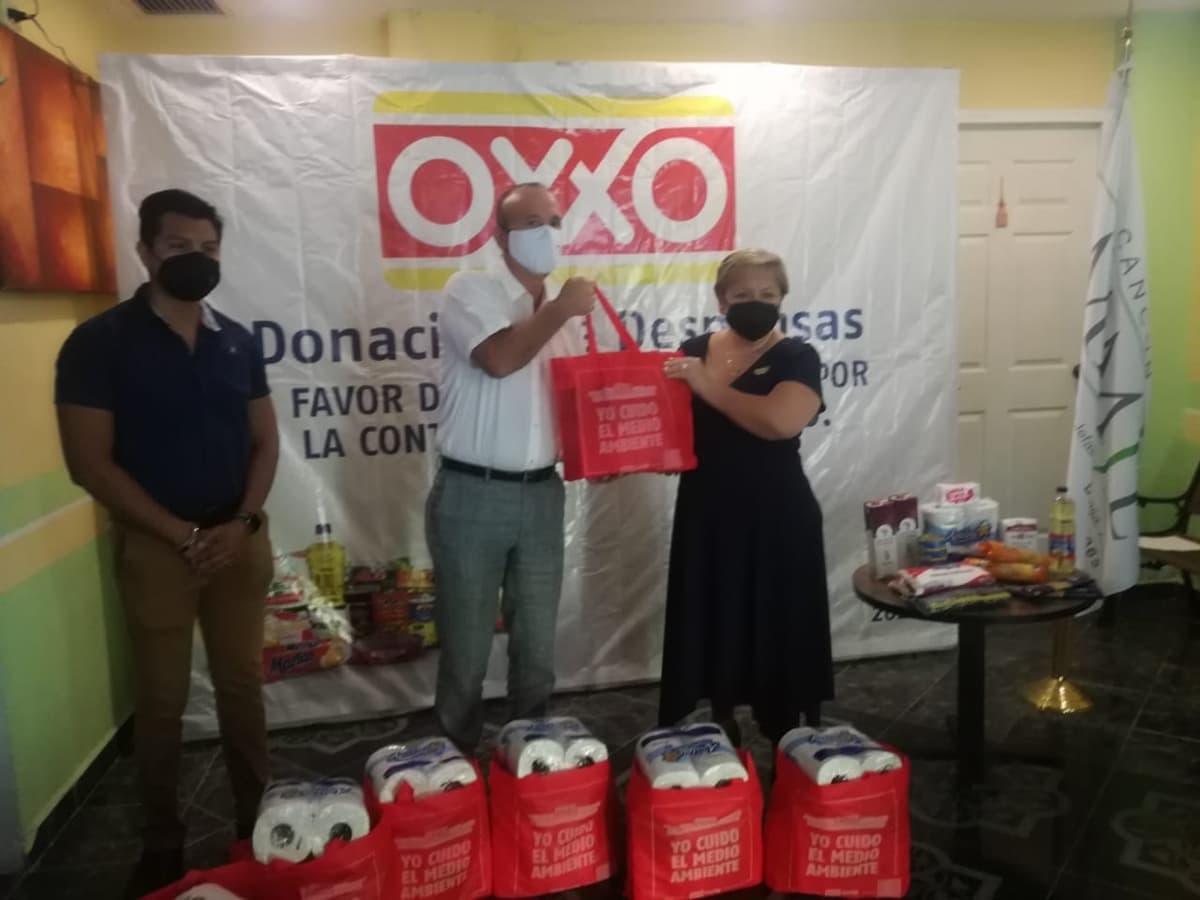 Oxxo invita a campaña de redondeo  en beneficio de Cruz Roja de Cancún