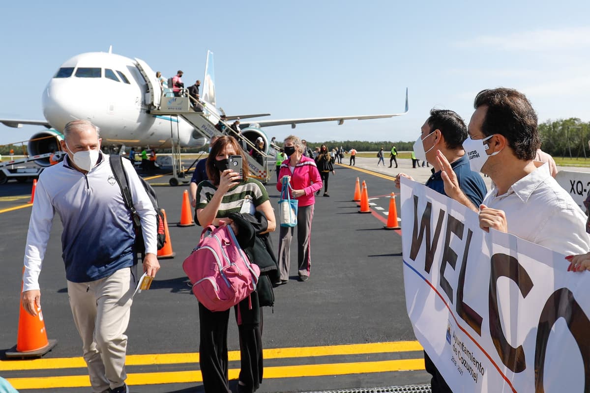 Se fortalece la reactivación económica de Cozumel con retorno de cruceros y más vuelos