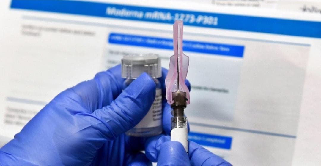 Inicia Moderna con fase 1 de nueva vacuna contra el Covid-19