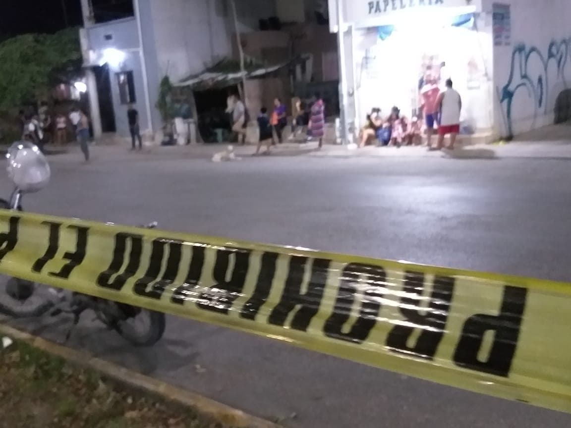 Vecinos de Cancún impiden rescate de menor