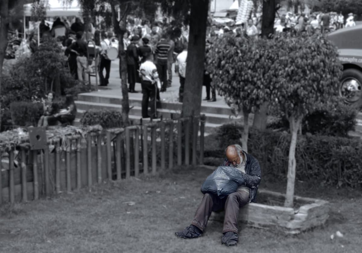 Pandemia dejará 'cicatrices duraderas' en la economía global: Bloomberg