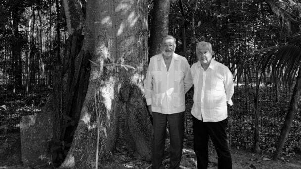 AMLO recibe a Carlos Slim para evaluar avance del Tren Maya