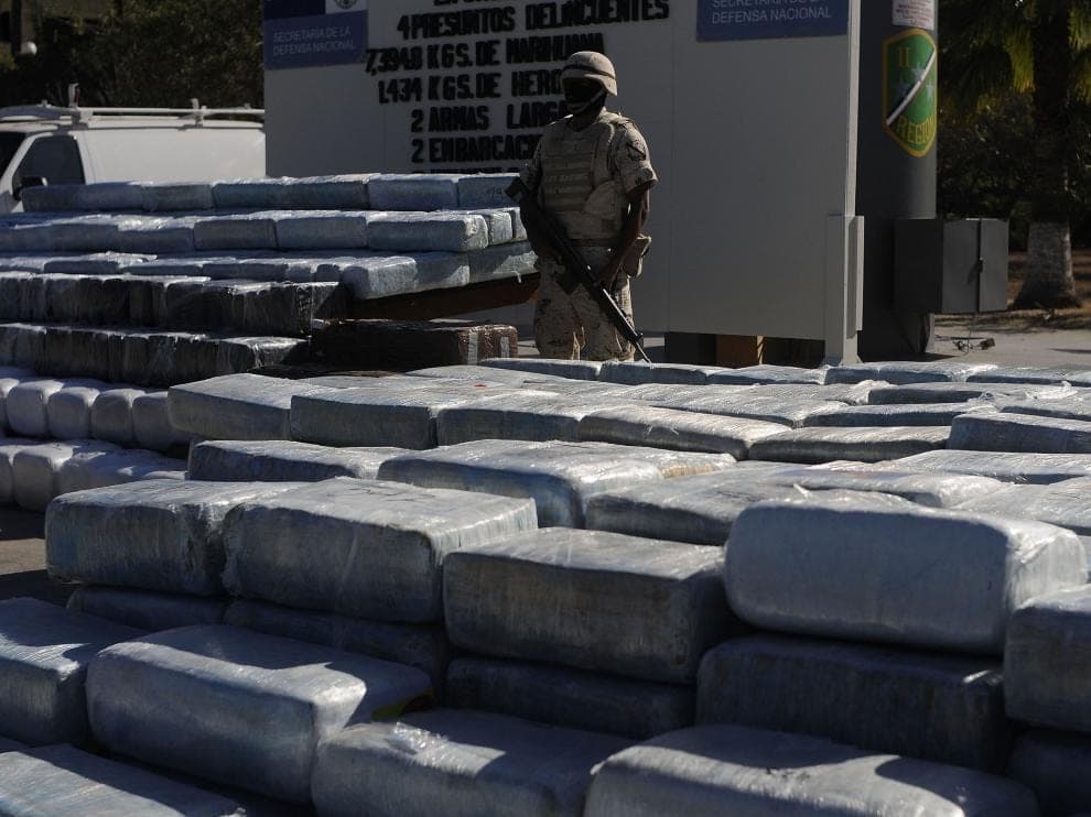 Texas le pide a Biden que nombre 'terroristas' a los cárteles mexicanos