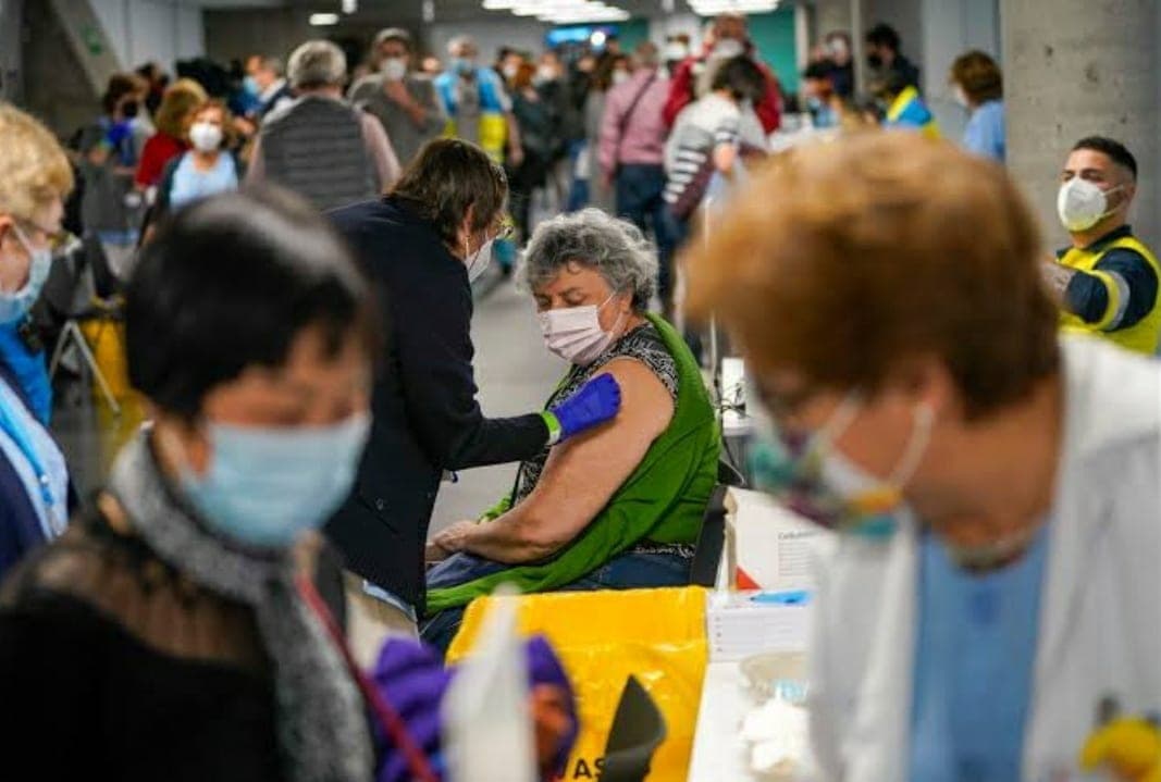 Alemania supera más de 3 millones de casos COVID-19; muertes también aumentan