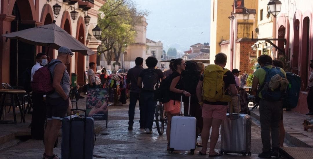 Chiapas reporta vacacionistas contagiados por Covid-19, algunos graves