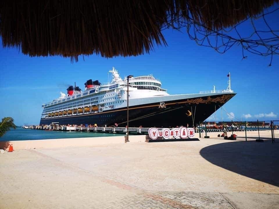 Llega a Progreso, Yucatán el crucero "Disney Wonder"