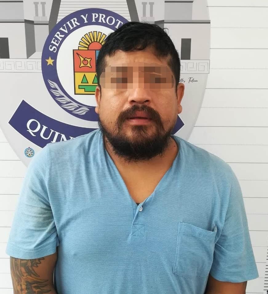 Comando armado asalta vivienda de Cancún y origina persecución; hay un detenido