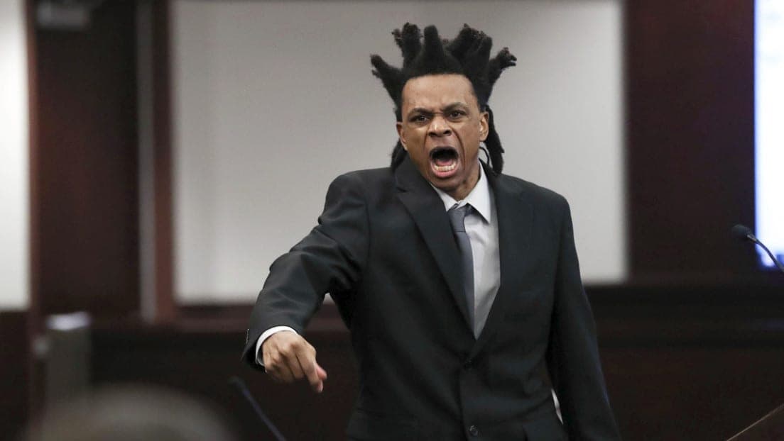 Niño de 11 años testifica contra su papá por matar a su mamá y hermana en EE.UU