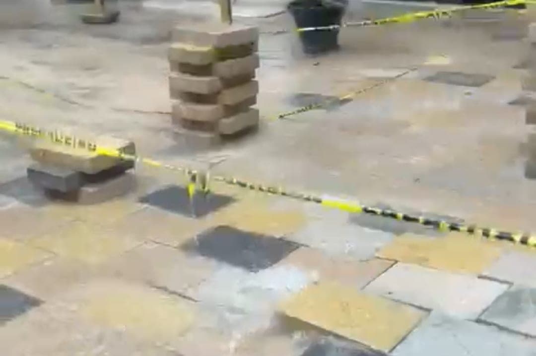 VIDEO: Lluvias del ciclón tropical tres paralizan la Quinta Avenida de Playa del Carmen