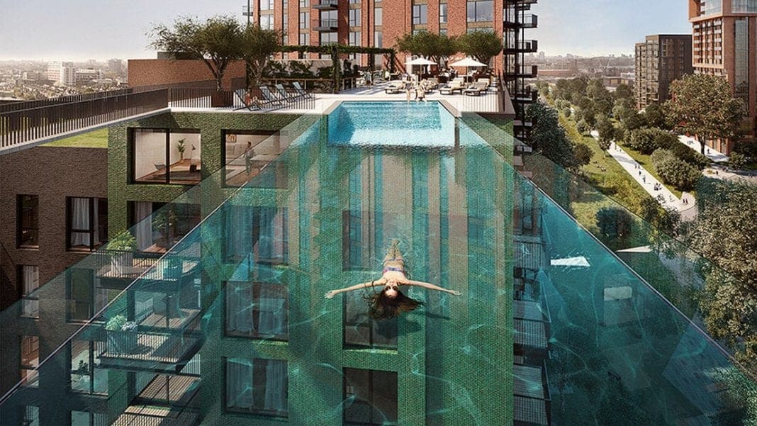 Inauguran con gran fiesta piscina transparente de 35 metros de altura en Londres