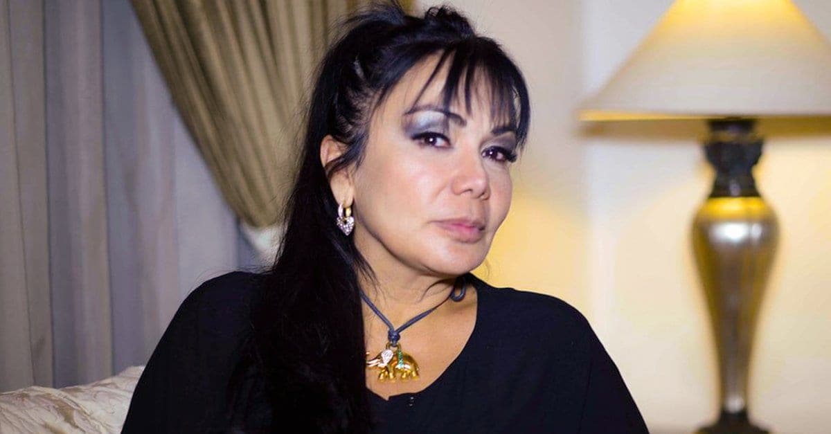 Despreocupada y en bikini, reaparece la “reina del pacífico” Sandra Ávila