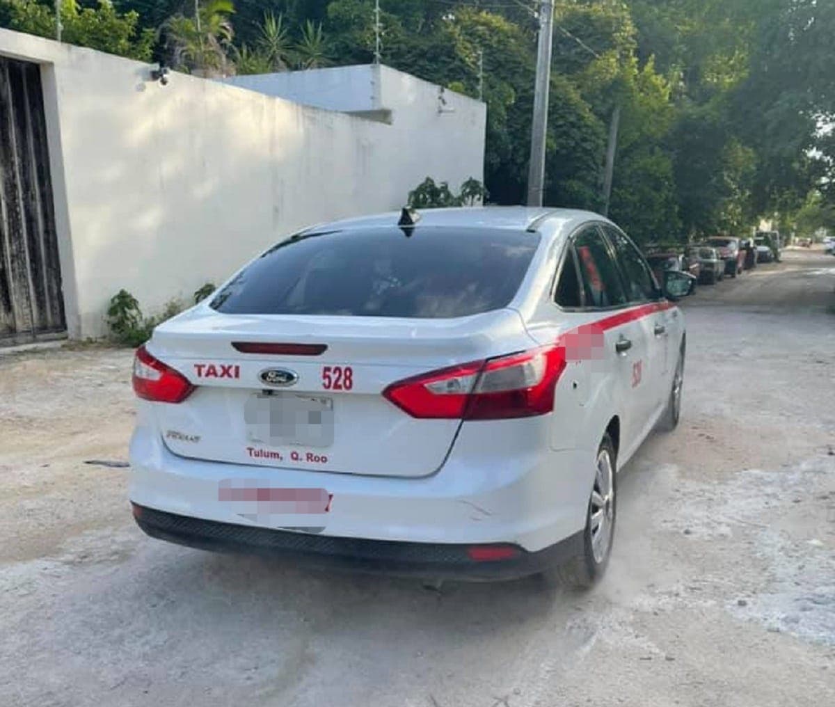 "Por eso a ustedes no las levantamos": taxista de Tulum que quería cobrar de más a usuaria