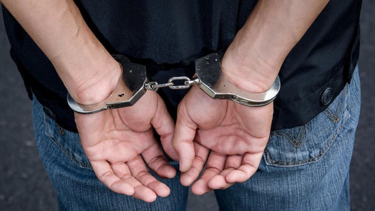 ¡In fraganti! Captan a pareja teniendo sexo en malecón de Isla Mujeres