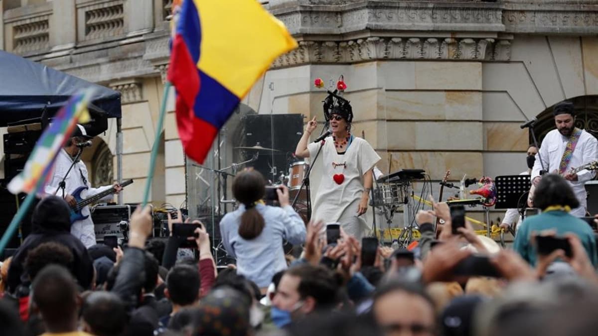 Protestas sociales marcan atípico Día de la Independencia en Colombia