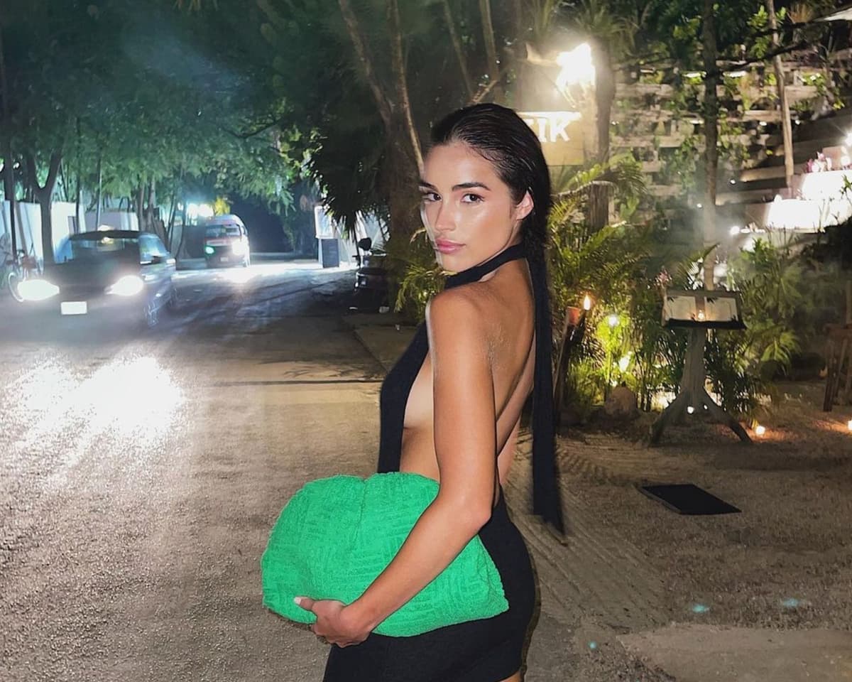 Captan a ex Miss Universo rompiendo toque de queda en Tulum
