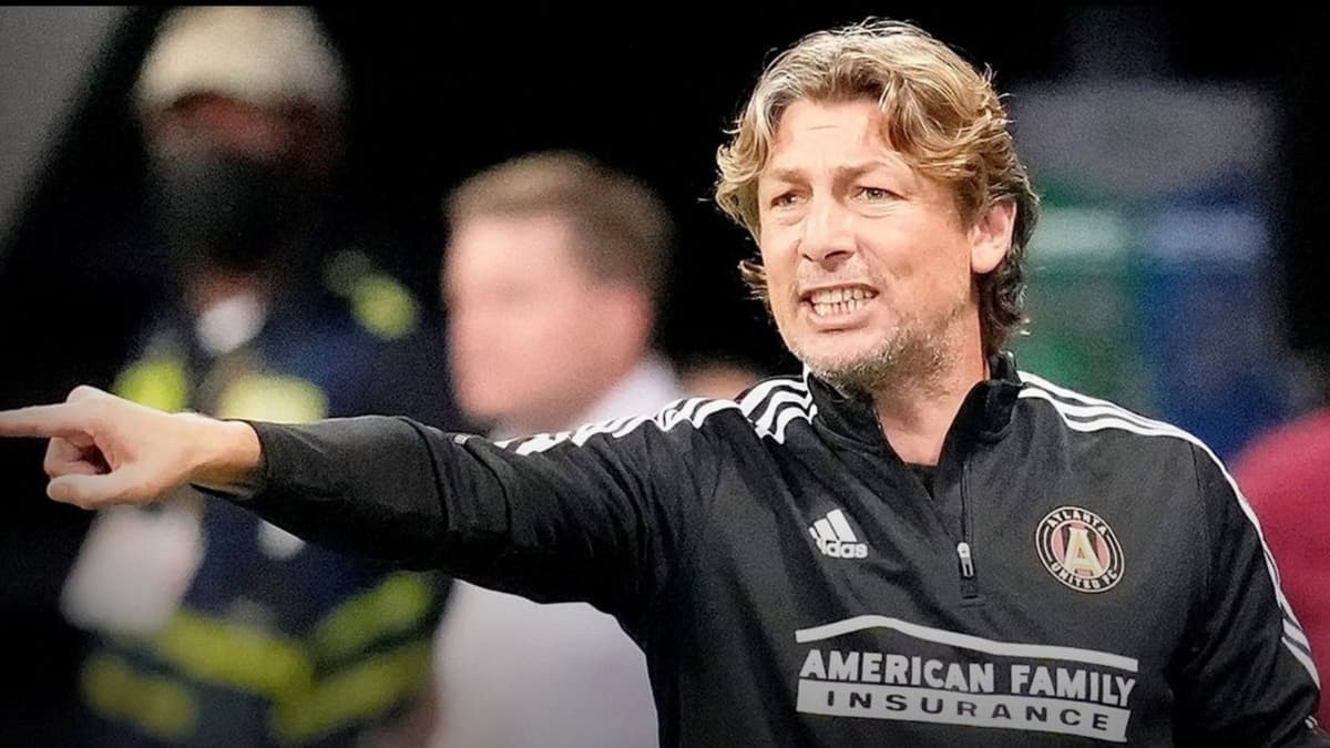 ¡Escándalo! Técnico del Atlanta United es despedido por abusar de sus futbolistas