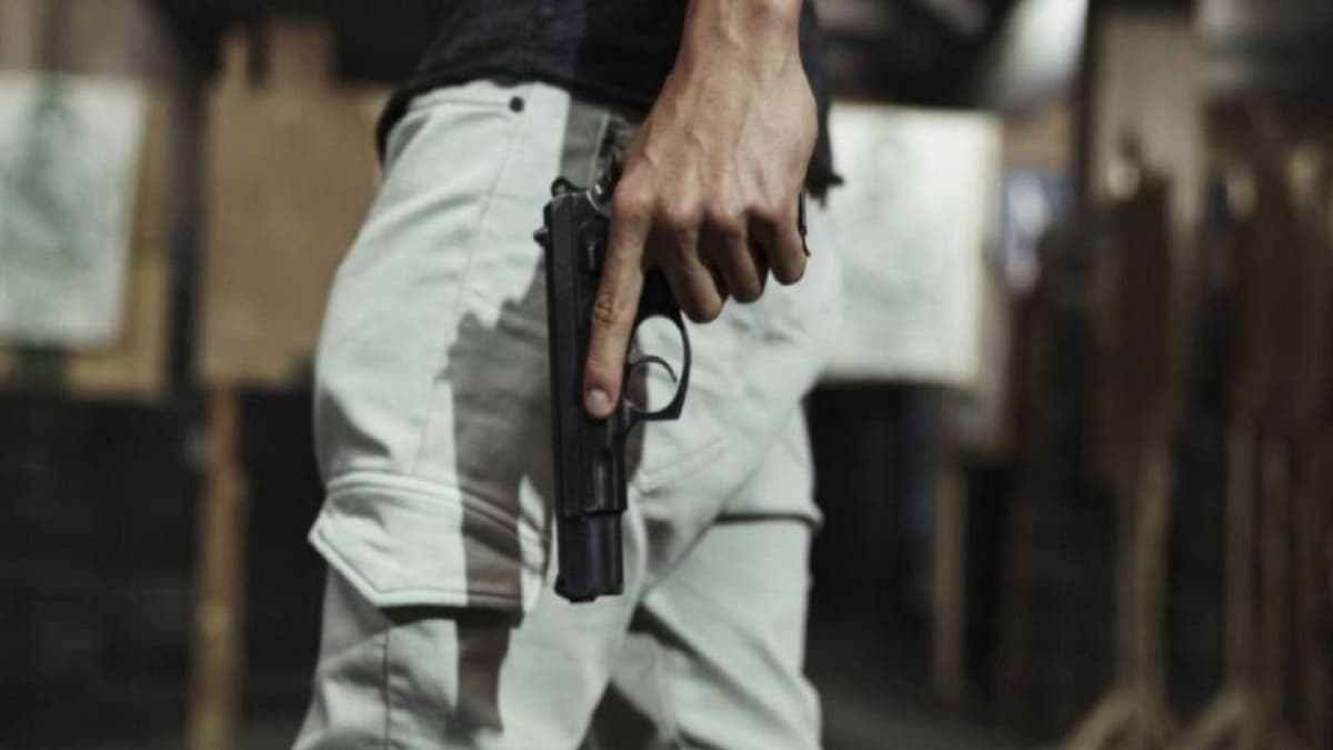 Adolescente mató a su padre de un tiro en la cabeza, baleó a su hermanastro en se quitó la vida