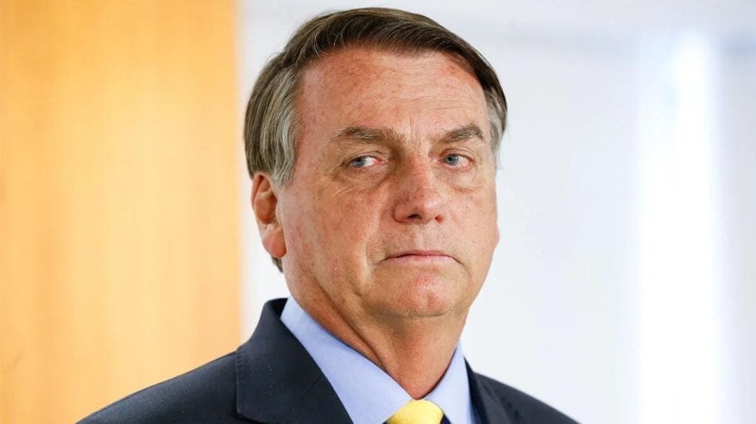 Jair Bolsonaro es ingresado al hospital por un dolor abdominal
