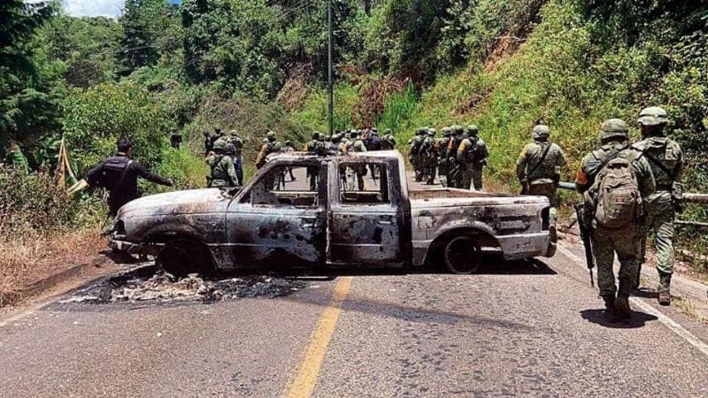 ¡TERRORISMO! Explota coche bomba en Chiapas, mueren tres personas