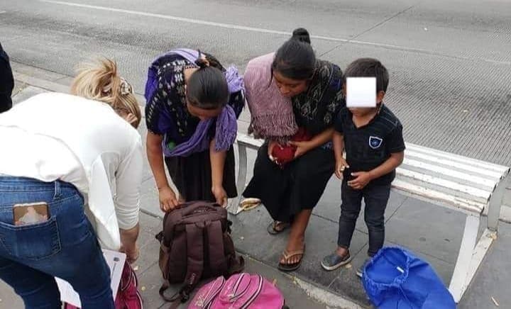 ¿Ganan más que tu? Esta cantidad de dinero se llevan las 'Marías' que piden en las esquinas