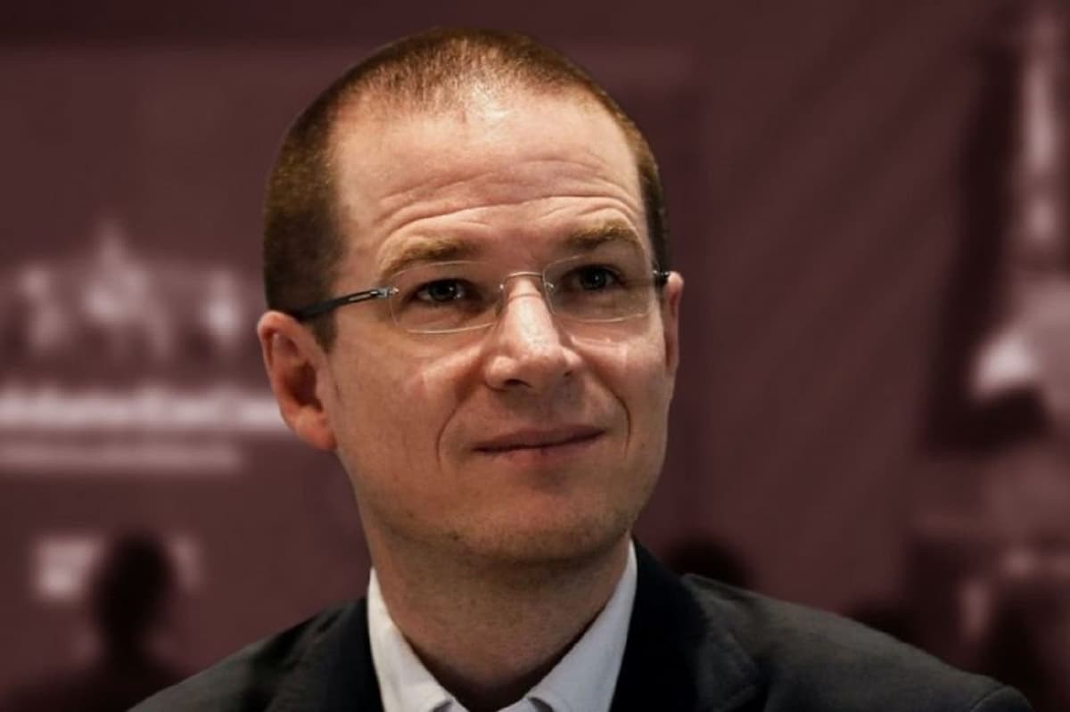 Anaya llama "incompetente" a la FGR; asegura que no recibió un soborno, pues las fechas no cuadran