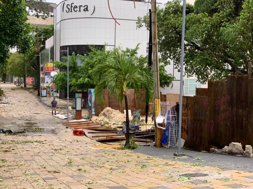 Daños en muelle de Playa del Carmen y Quinta Avenida, saldo por huracán Grace