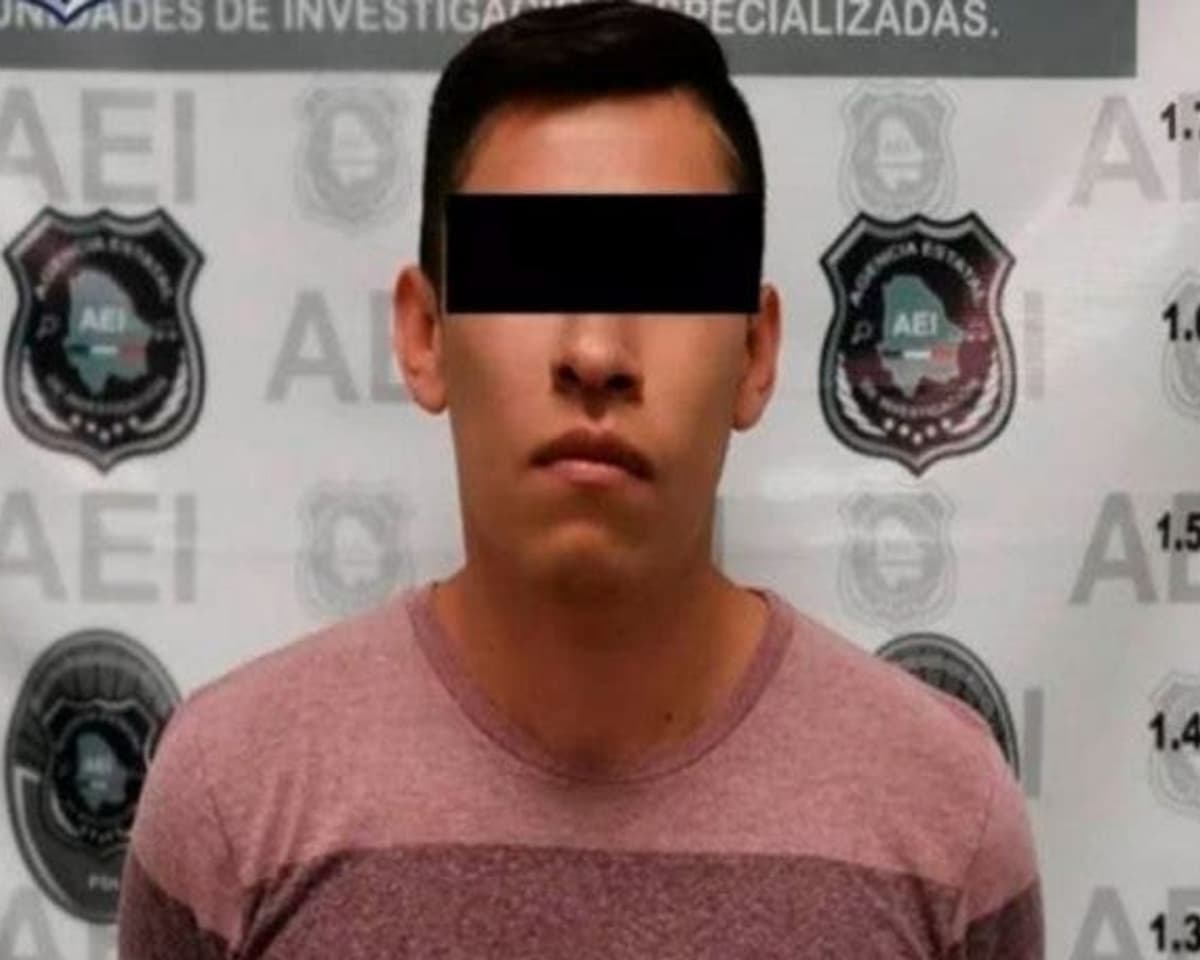 Hombre asesina a cuchilladas a su ex para poder revisarle los mensajes en su celular