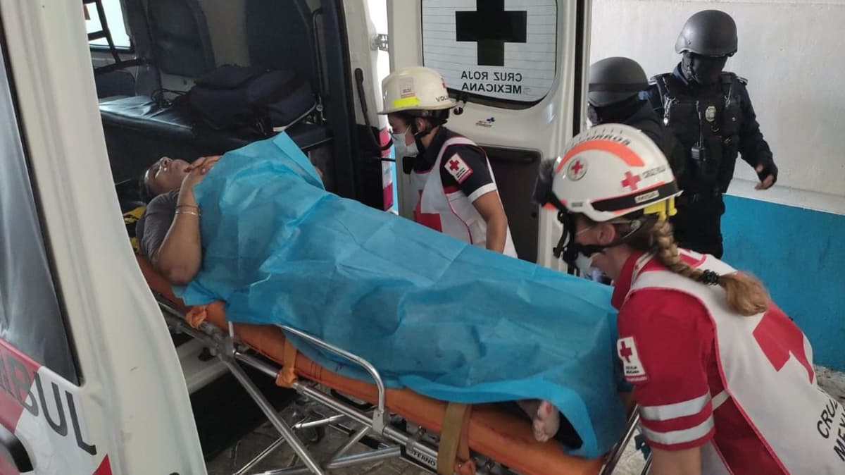 Balean a hombre en el fraccionamiento Villas del Mar de Cancún