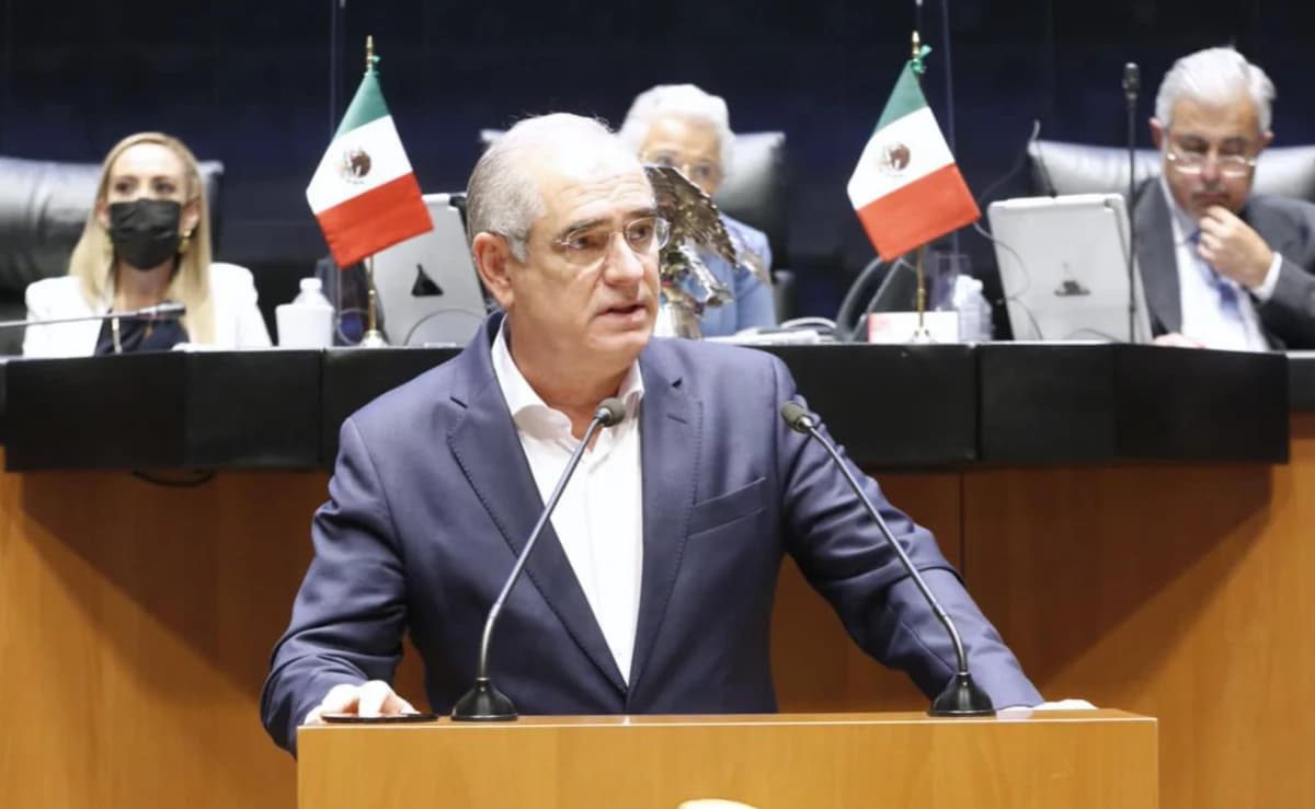 “CubaGate”: Senador del PAN acusa contratación de “falsos” médicos cubanos para atender Covid-19