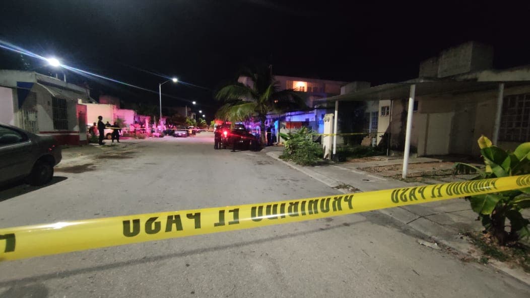 EJECUCIÓN ULTRAVIOLENTA: Encuentran dos cuerpos dentro de una vivienda de Villas del Sol, Playa del Carmen