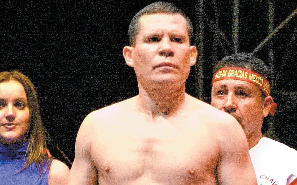 Julio César Chávez tiene encontronazo con youtuber por ofender a su hijo