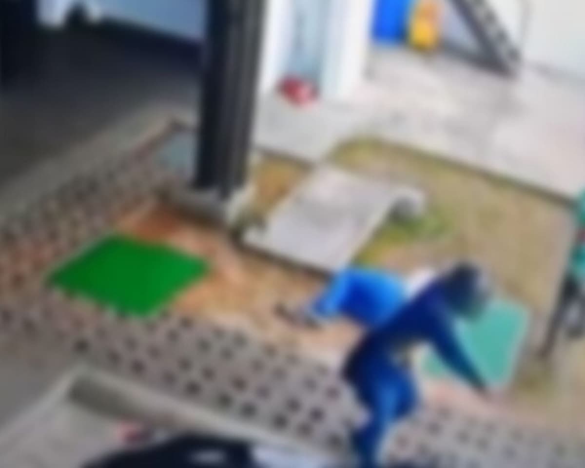 VIDEO: Guardia mata a 3 delincuentes que intentaban robar 1 mdp a una señora