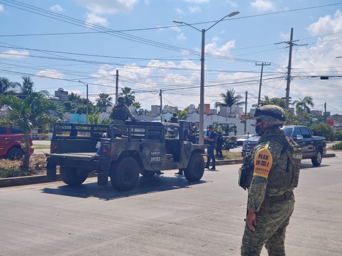 Denuncian ‘levantón’ en Cancún; hallan camioneta abandonada