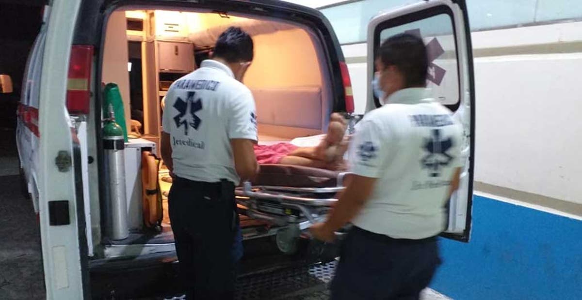 Alfredo caminaba por la región 106 y recibió un balazo en la mandíbula