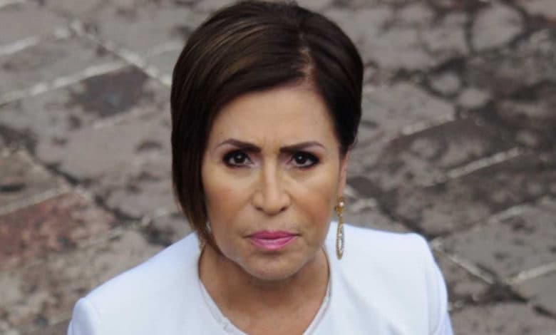 Abogado de Rosario Robles afirma que le otorgan amparo y podría salir libre